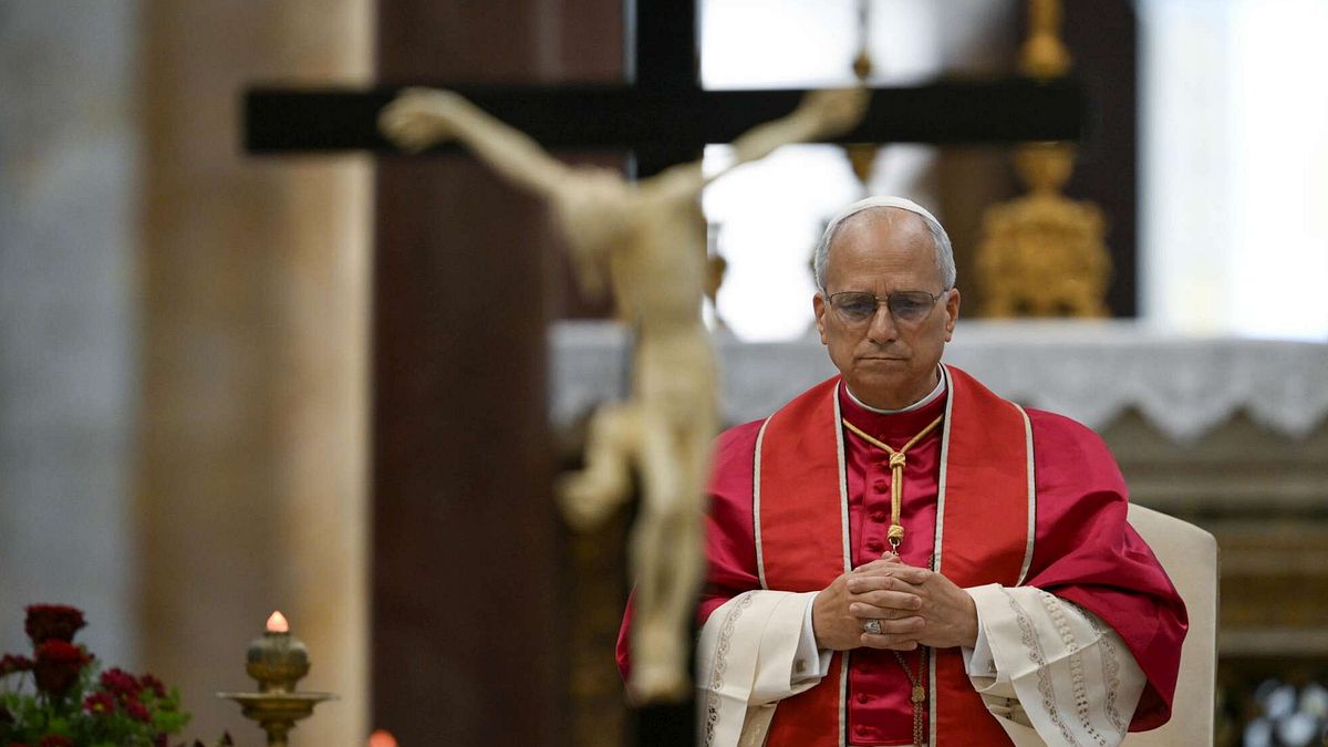 Papa Leone: "I popoli schiacciati dall’indifferenza, i governi non usino la ricchezza per fare armi"