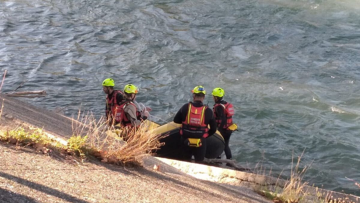 Cremona, va a pesca e cade in un canale navigabile: morto 20enne