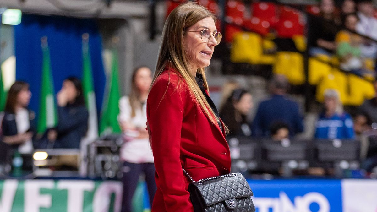 Processo Farfalle, Maccarani rinviata a giudizio per l'accusa di  maltrattamenti