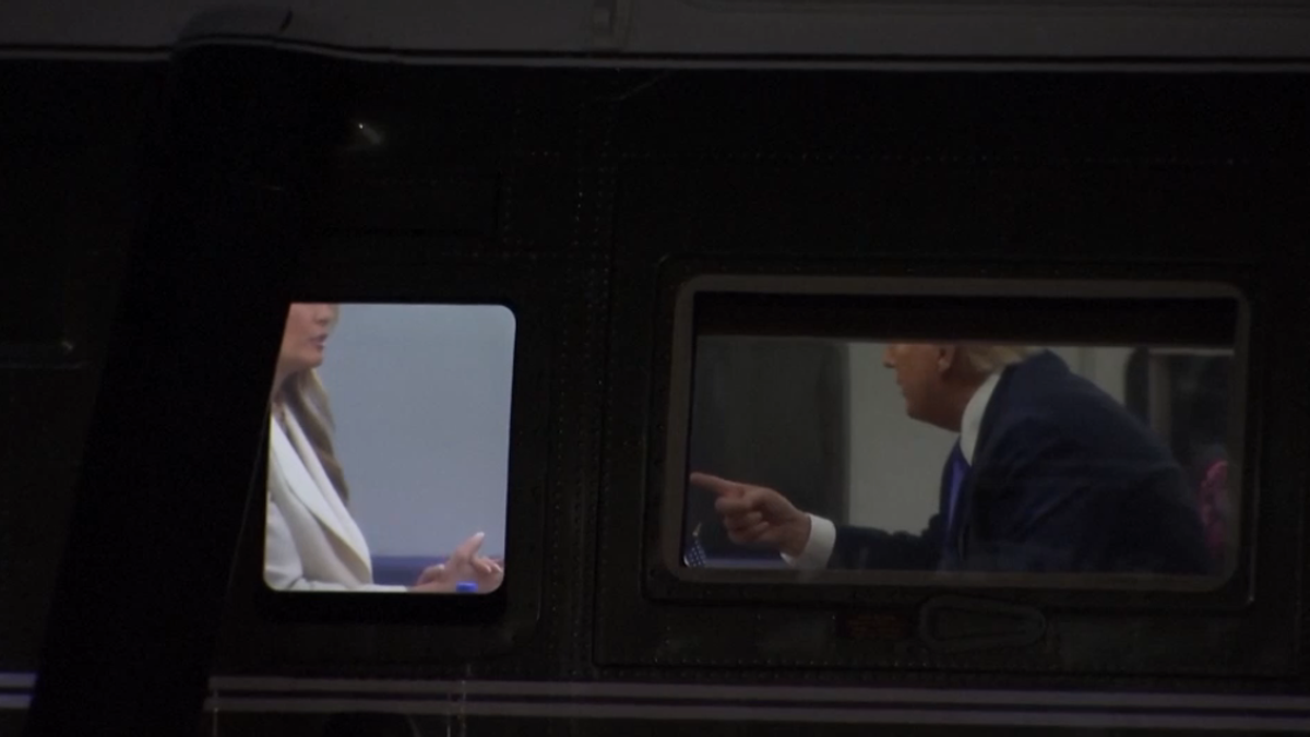 trump punta il dito verso melania lei scuote la testa la presunta lite in elicottero