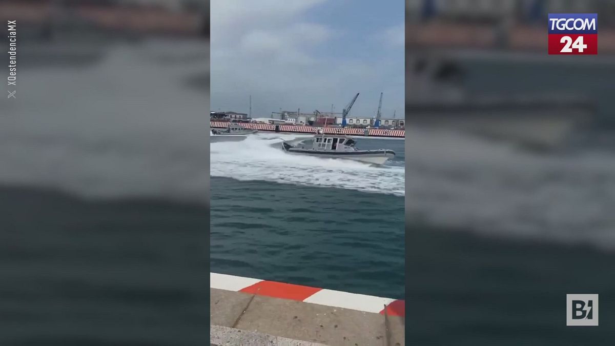 messico due navi della marina si schiantano durante un esercitazione