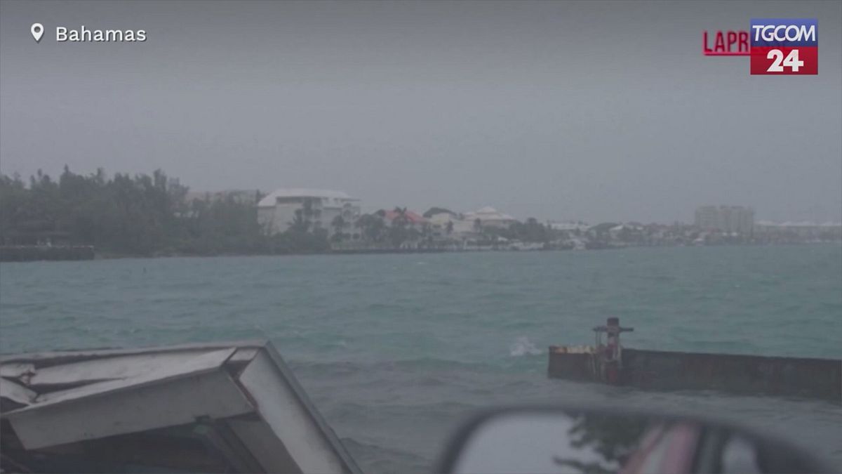 Bahamas, forti disagi per la tempesta tropicale Imelda