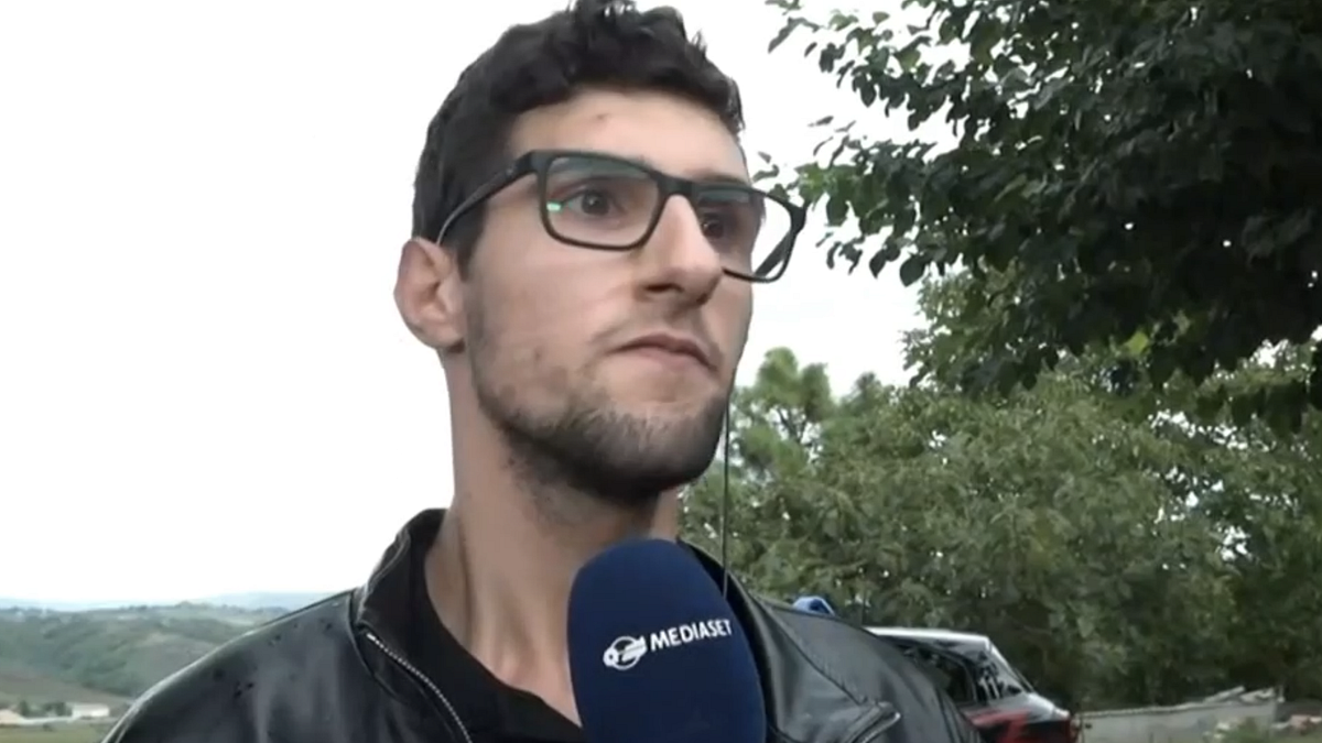 uccide moglie e figlio nel beneventano il figlio maggiore continuava a prendere farmaci antidepressivi ed era sotto cura