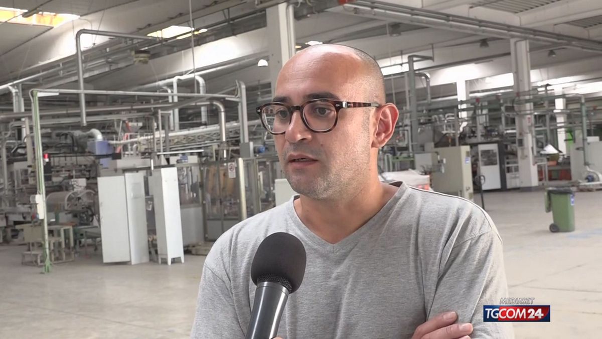 Manfredonia, si uniscono in cooperativa per riappropriarsi della fabbrica per cui lavoravano