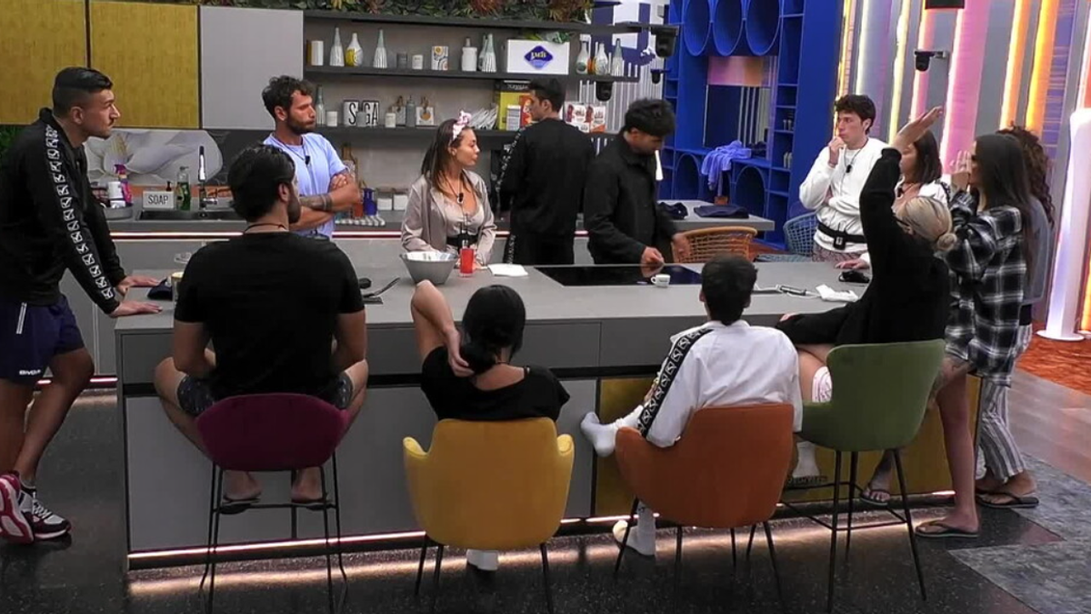 “Big Brother”, ilk mutfakta çekişme ve hoşnutsuzluk