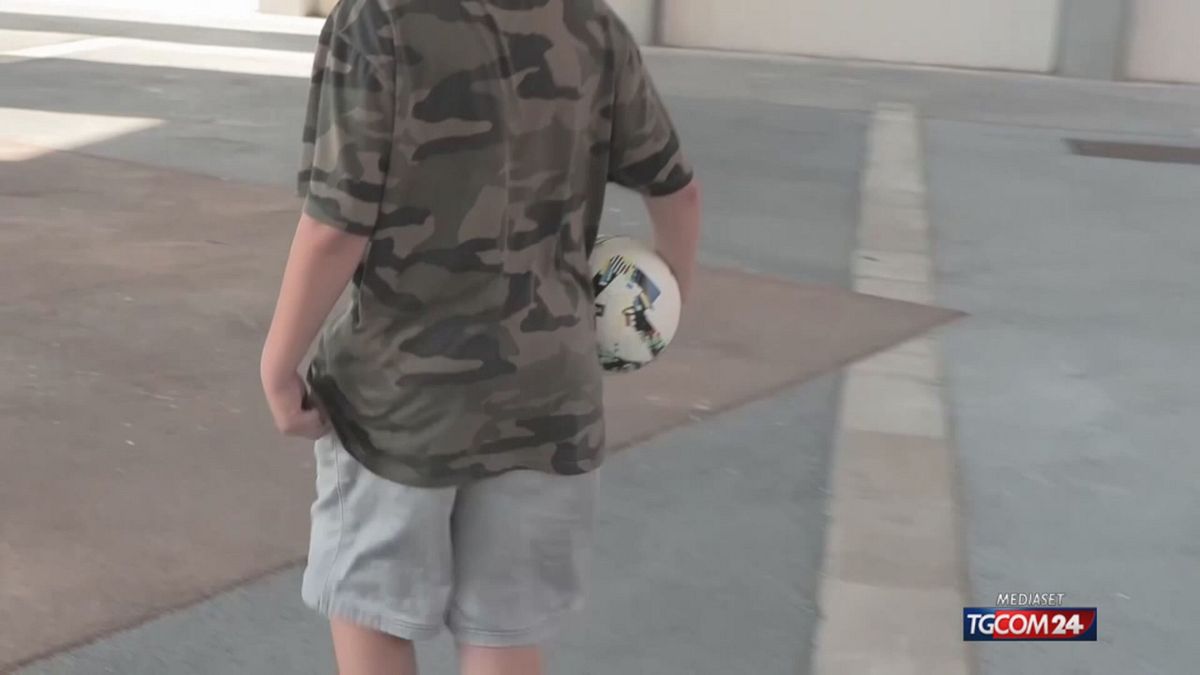 Murano e il pallone, alla fine vincono i bambini