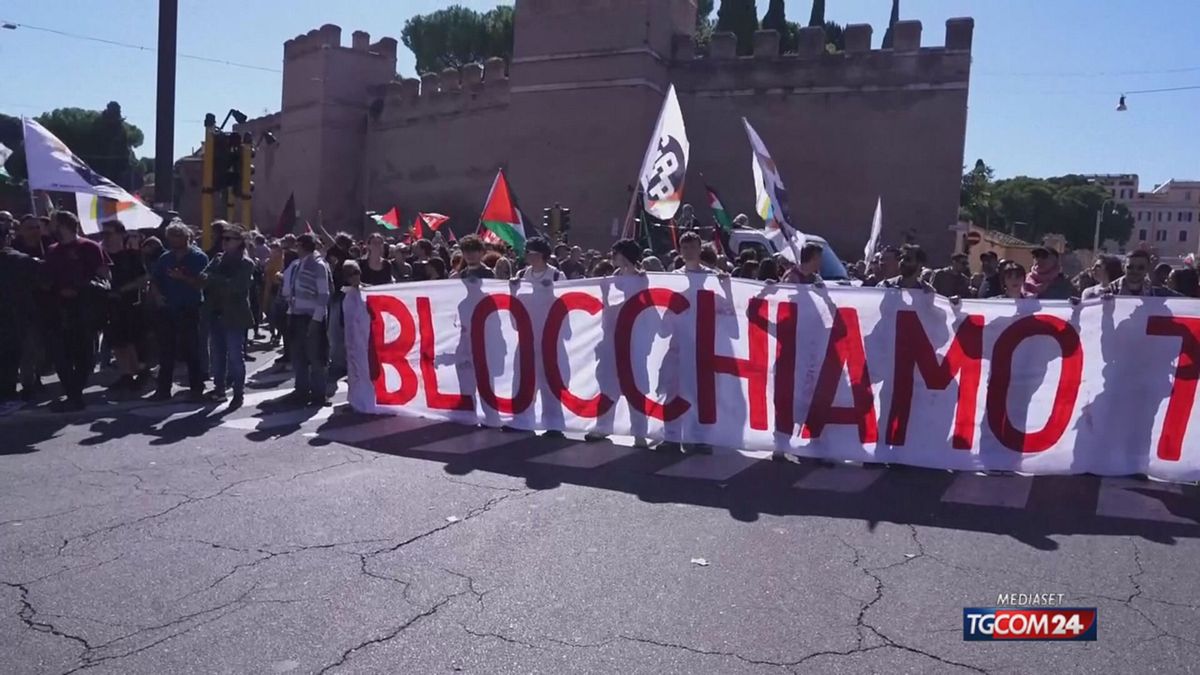 Maxi manifestazione pro Gaza a Roma
