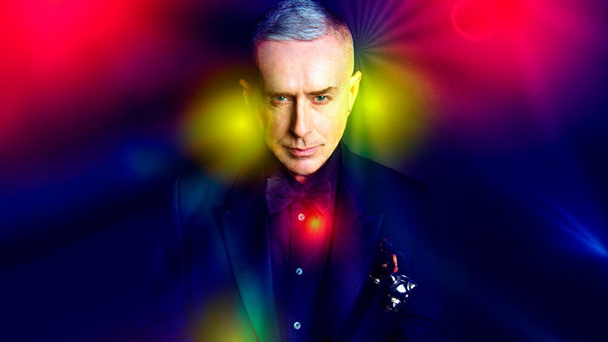 Holly Johnson Milano'daki Arcimboldi Tiyatrosu'nda konserde