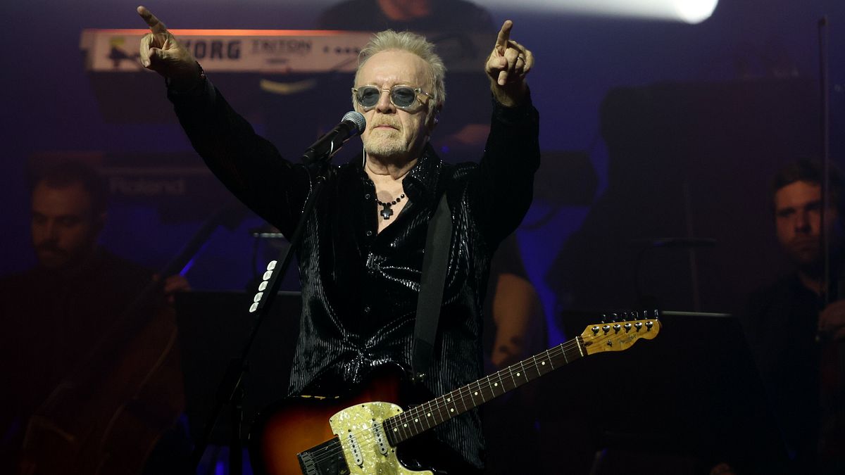 Umberto Tozzi, canlı sahnelere veda etmek için 12 yeni konser