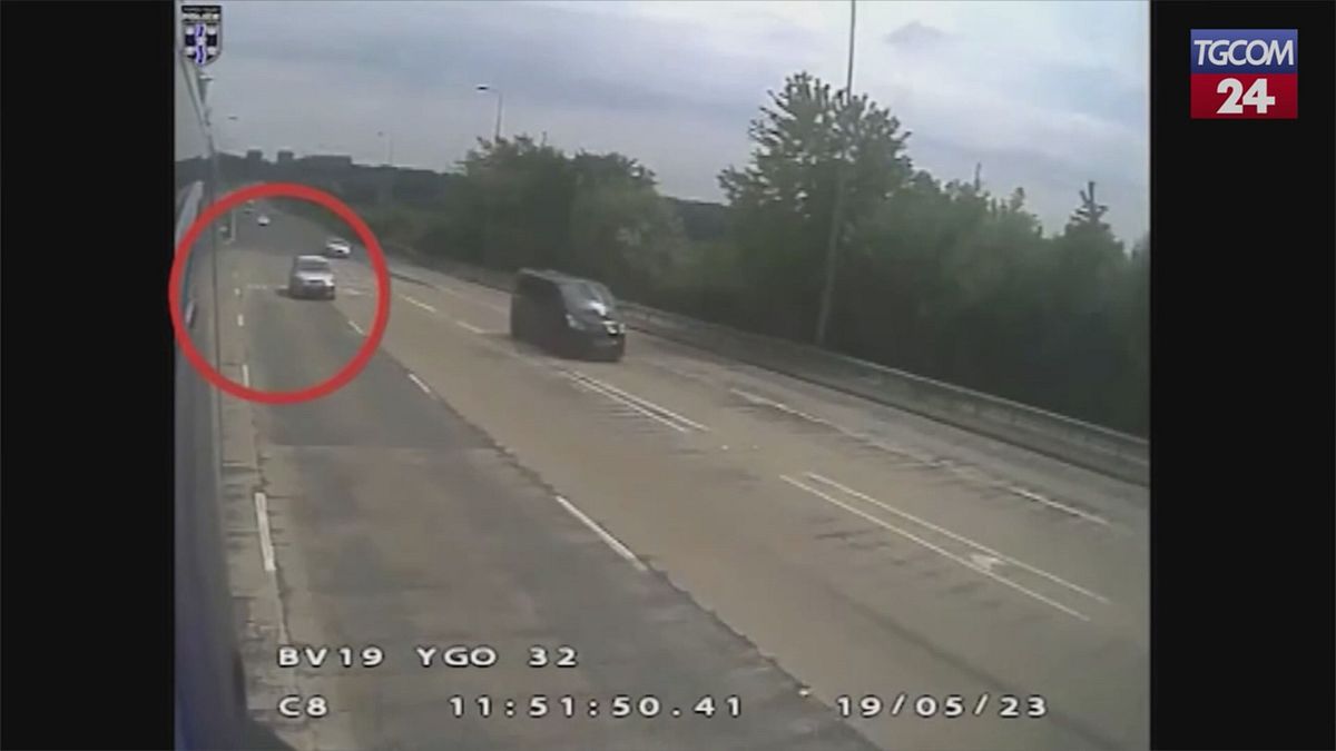 Inghilterra, il video di un pauroso incidente ad High Wycombe