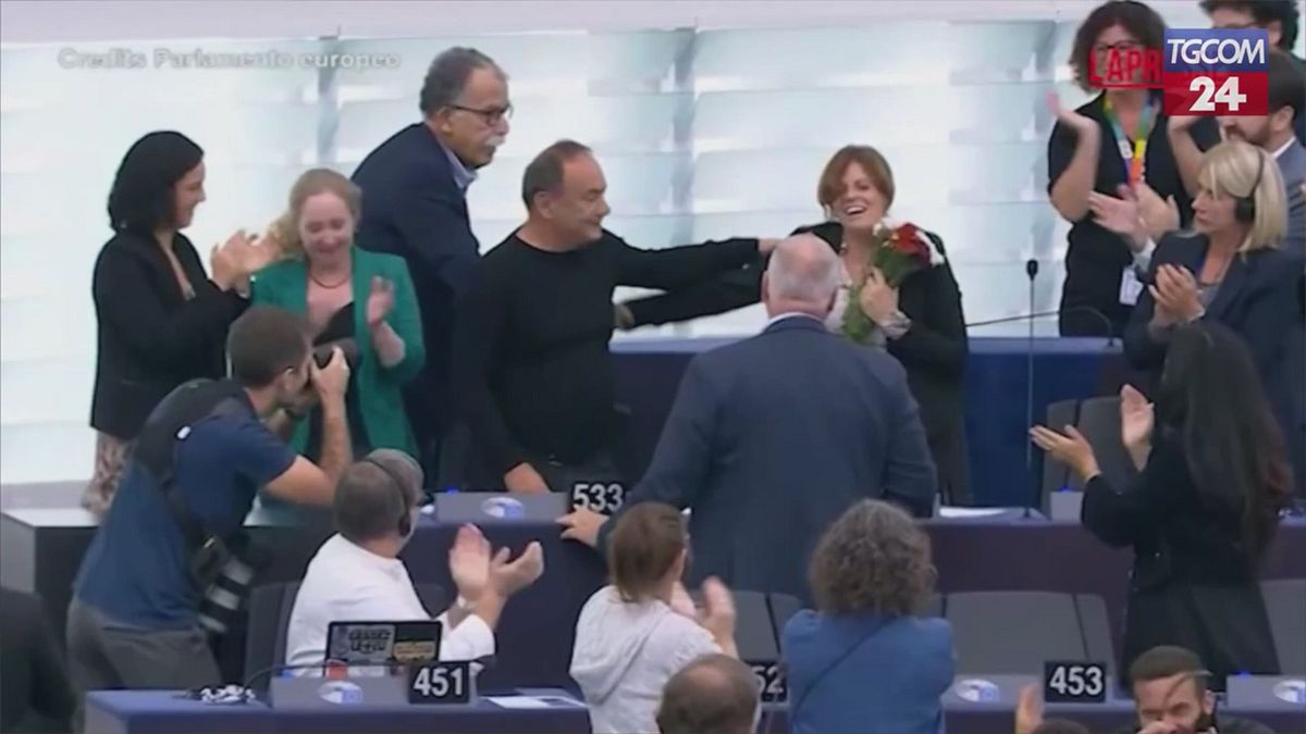 approvata l immunit224 l esultanza di ilaria salis