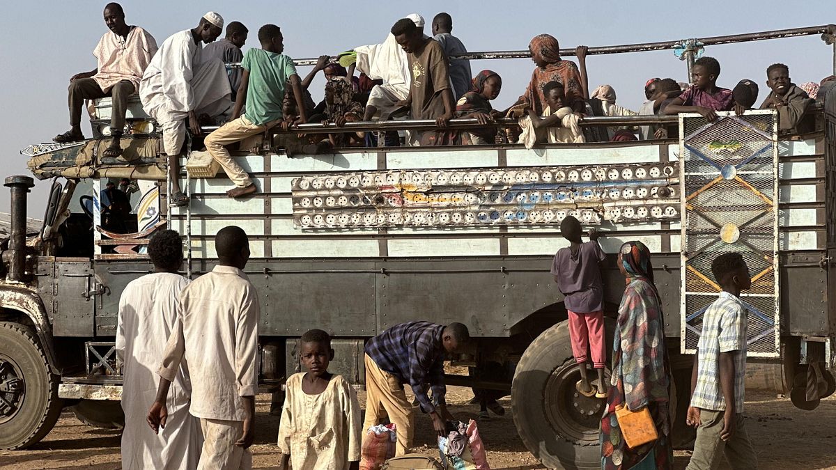 Sudan, Darfur'da yerinden edilmiş insanlara yönelik paramiliter saldırı: 53 ölü
