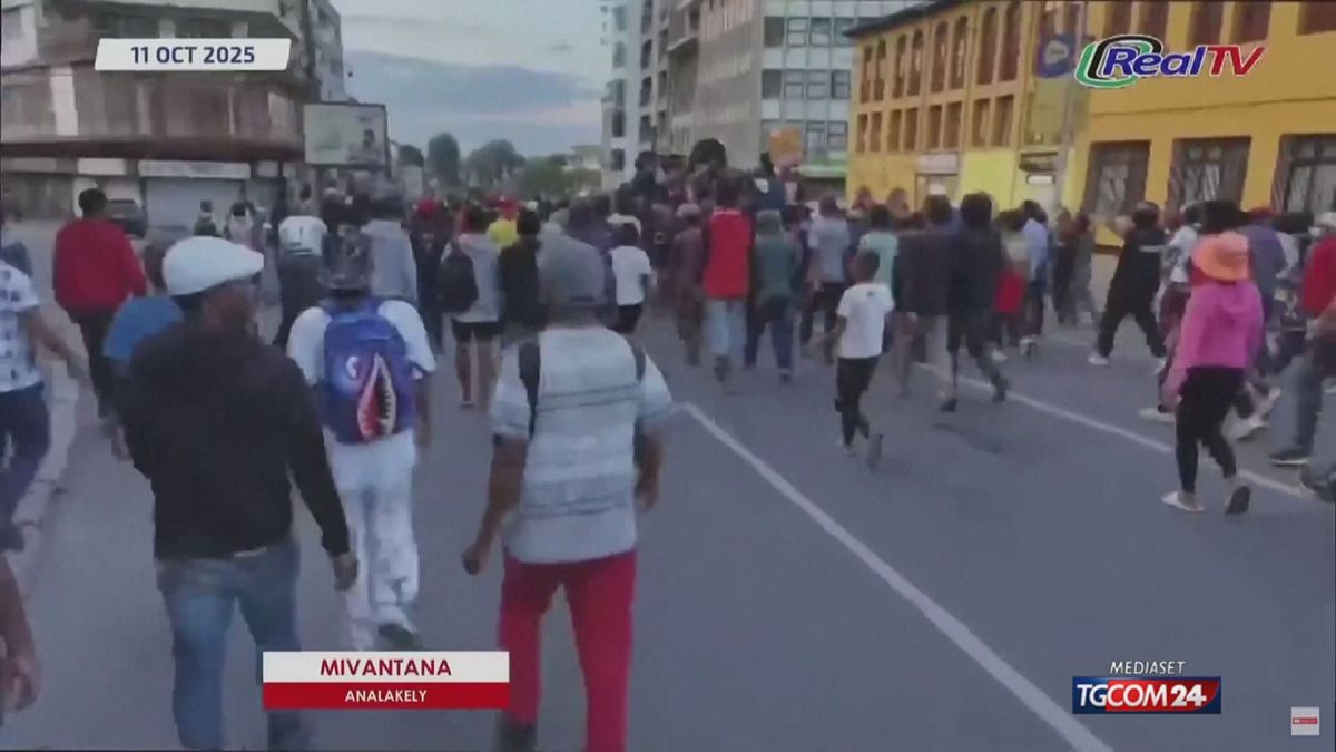 Madagascar: tensione alta nella capitale, una parte dell