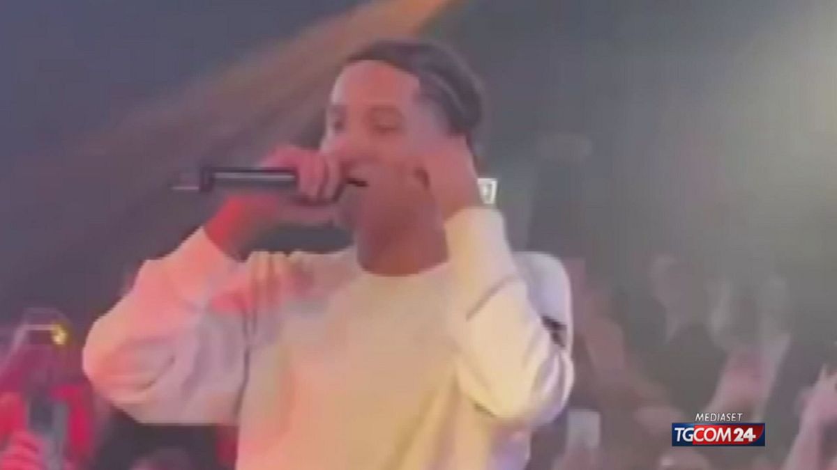L'ex fidanzata di Faneto denuncia il rapper per violenze