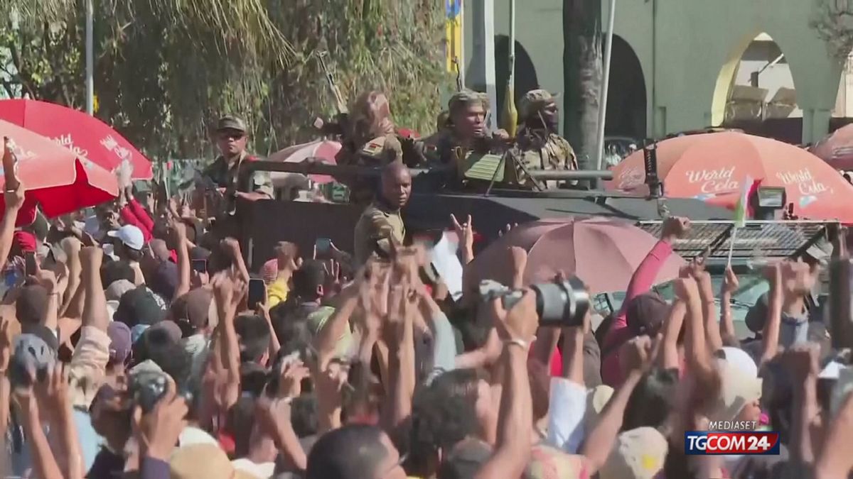 Impeachment per il presidente Rajoelina, scene di giubilo in Madagascar