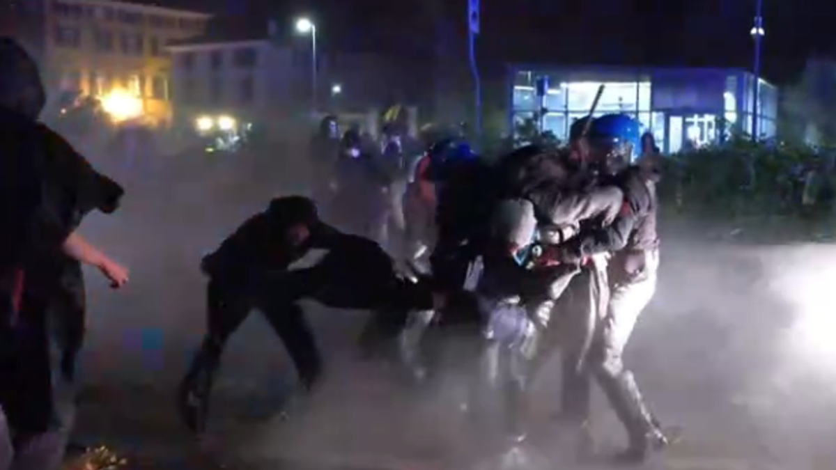 Italia Israele, scontri tra manifestanti pro Pal e forze dell