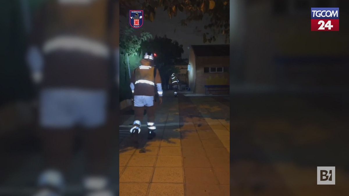 guasto all impianto audio di una scuola la musichetta di buon compleanno in loop per ore