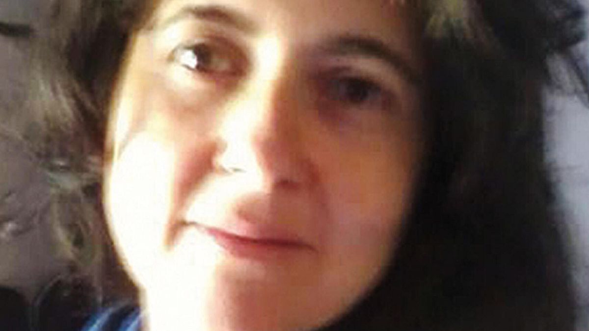 Il giallo di Alessandra Ollari, trovata morta un anno e mezzo fa: celebrati i funerali, ma resta il mistero