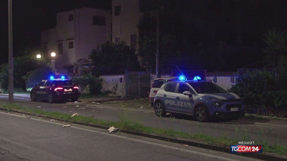 Pomezia, esplosivo contro le auto del giornalista Sigfrido Ranucci e ...