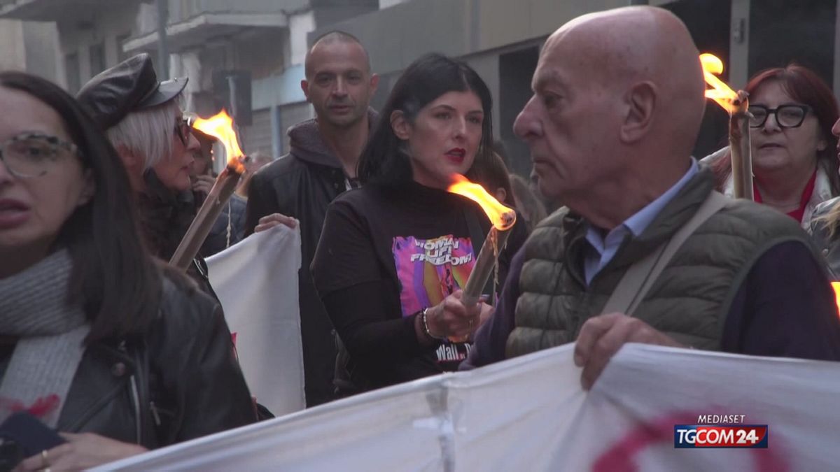 Fiaccolata a Milano "per Pamela e per tutte"