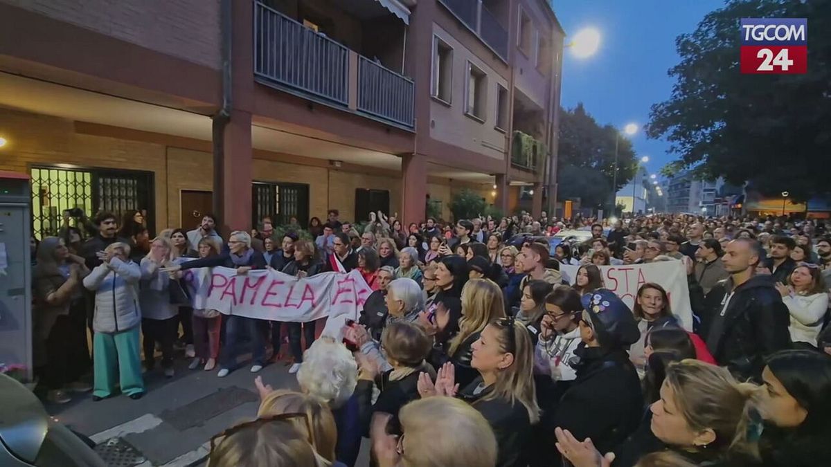 denunciate l urlo di dolore alla fiaccolata per pamela genini