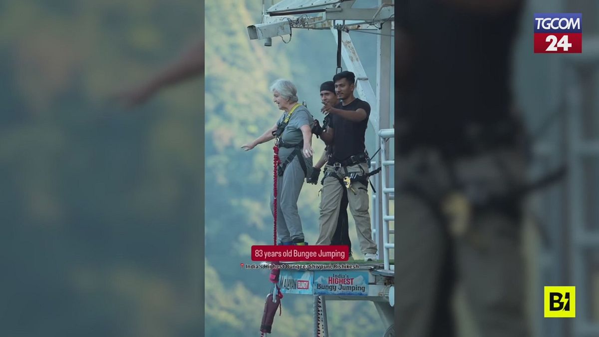 Nonna da record: 83enne si lancia con il bungee jumping
