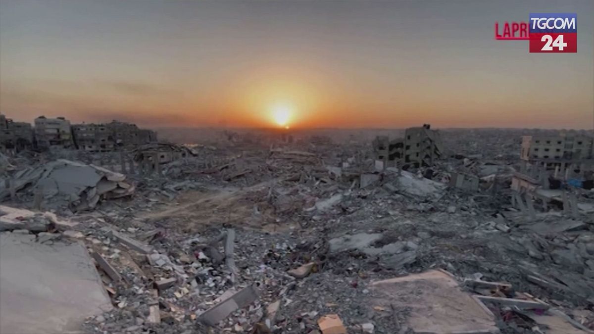 gaza city rasa al suolo le immagini shock della devastazione