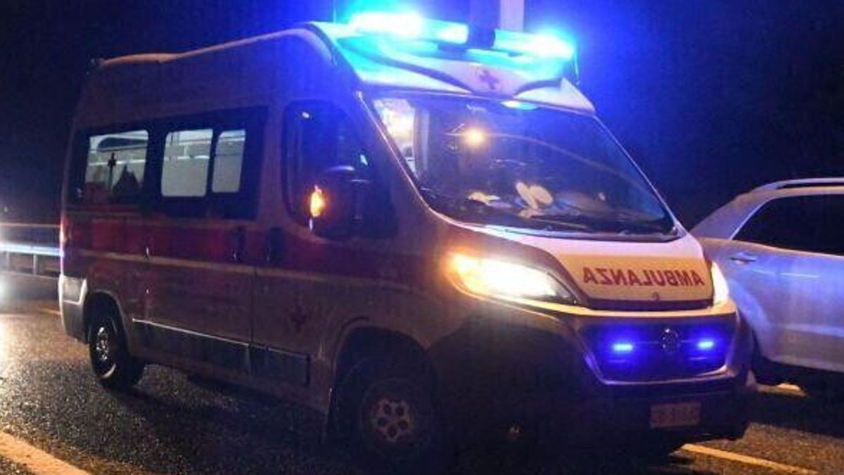 frontale tra due auto nel bolognese muore bimbo di 7 anni