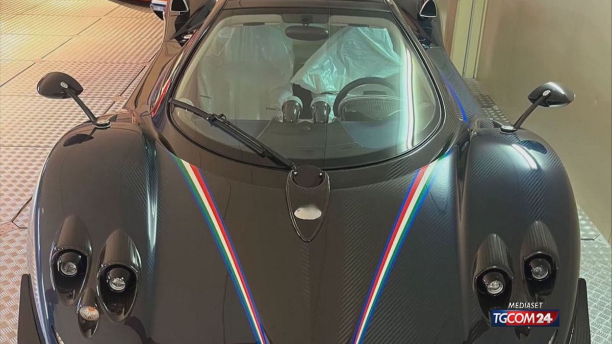 Sparita in Germania, ricompare a Milano auto di lusso da 12 milioni di euro