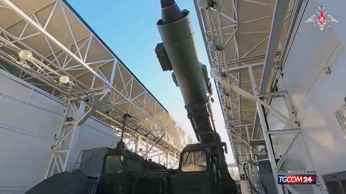 La minaccia nucleare di Putin: testato un nuovo supermissile