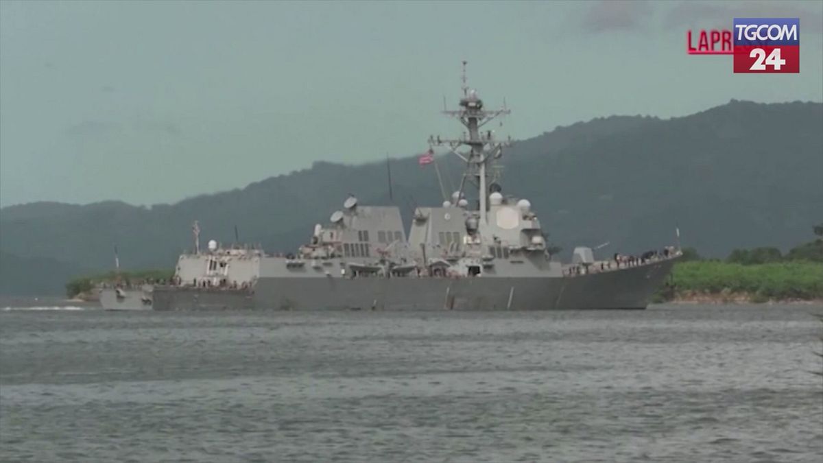 Trinidad e Tobago, nave da guerra Usa attracca nella capitale: proteste in città