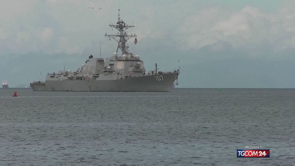 Nave da guerra Usa a 12 chilometri dalla costa del Venezuela