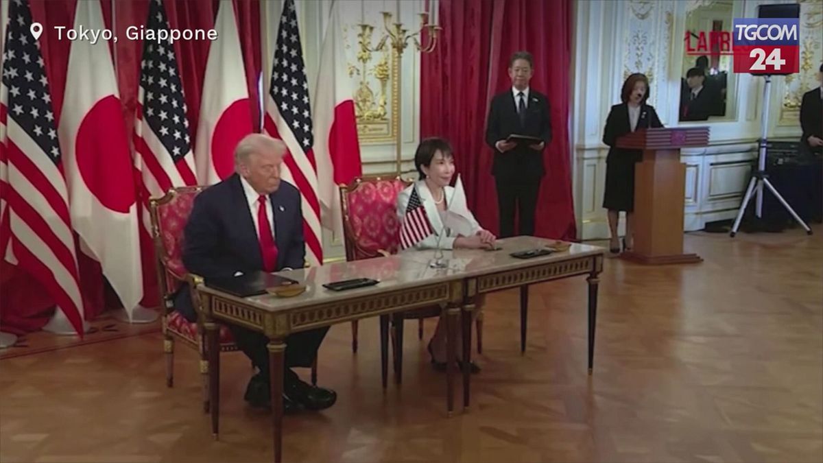 Tokyo, Trump incontra il primo ministro Takaichi: il benvenuto al presidente Usa