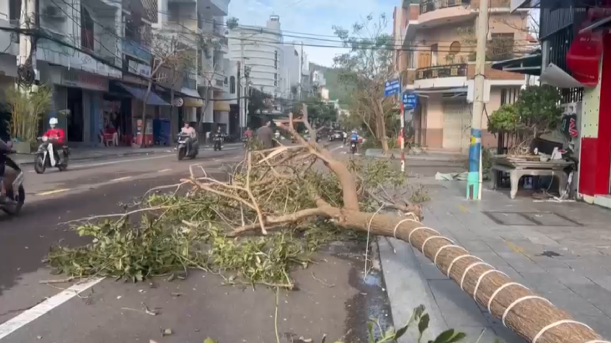 Il tifone Kalmaegi sferza il Vietnam: almeno cinque morti