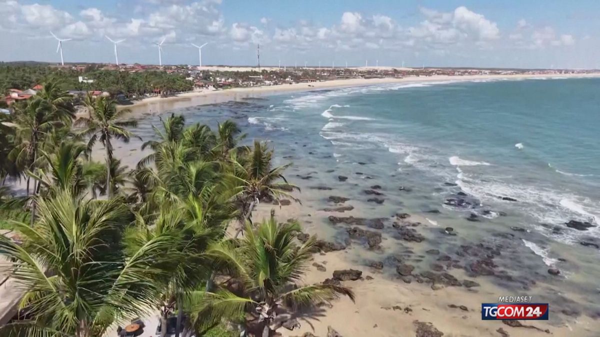 a taiba brasile lo spettacolo del kitesurfing