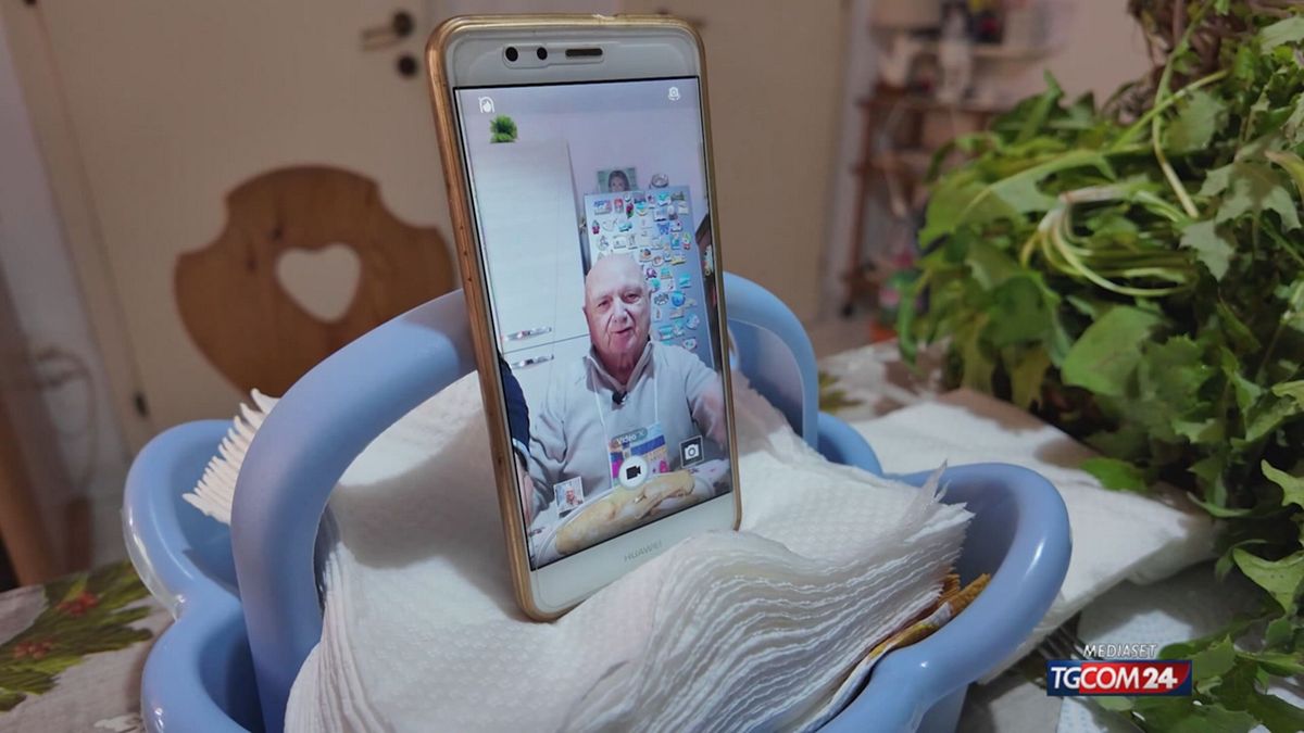 a lecce spopola il nonno influencer