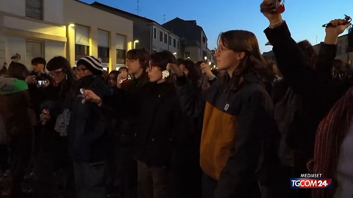 giulia cecchettin a padova un minuto di rumore per ricordarla a due anni dal femminicidio