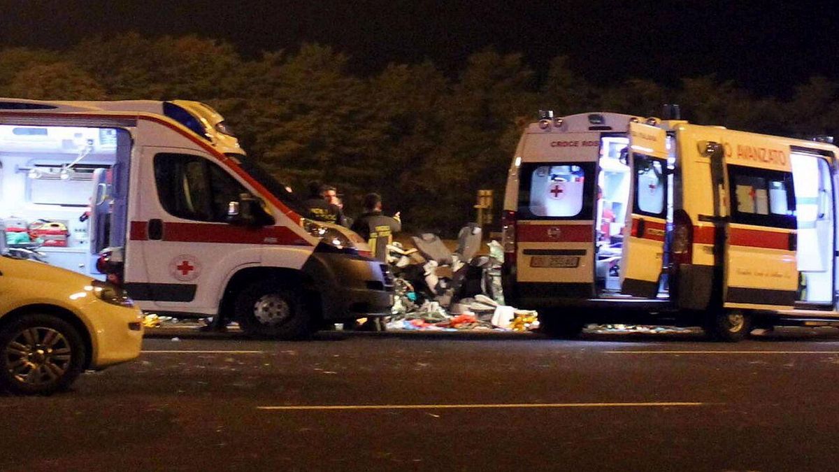 Scontro tra due auto nel Potentino: muore un 22enne, tre i feriti