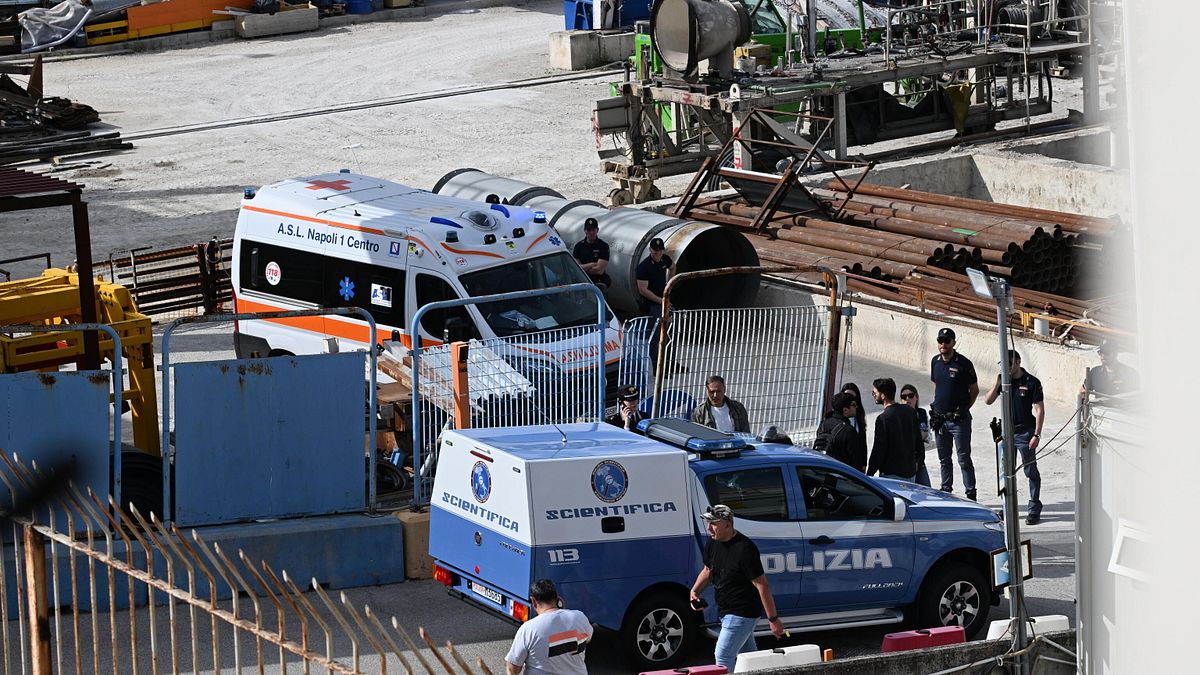 Venditore ambulante travolto sul lungomare di Napoli: è in fin di vita