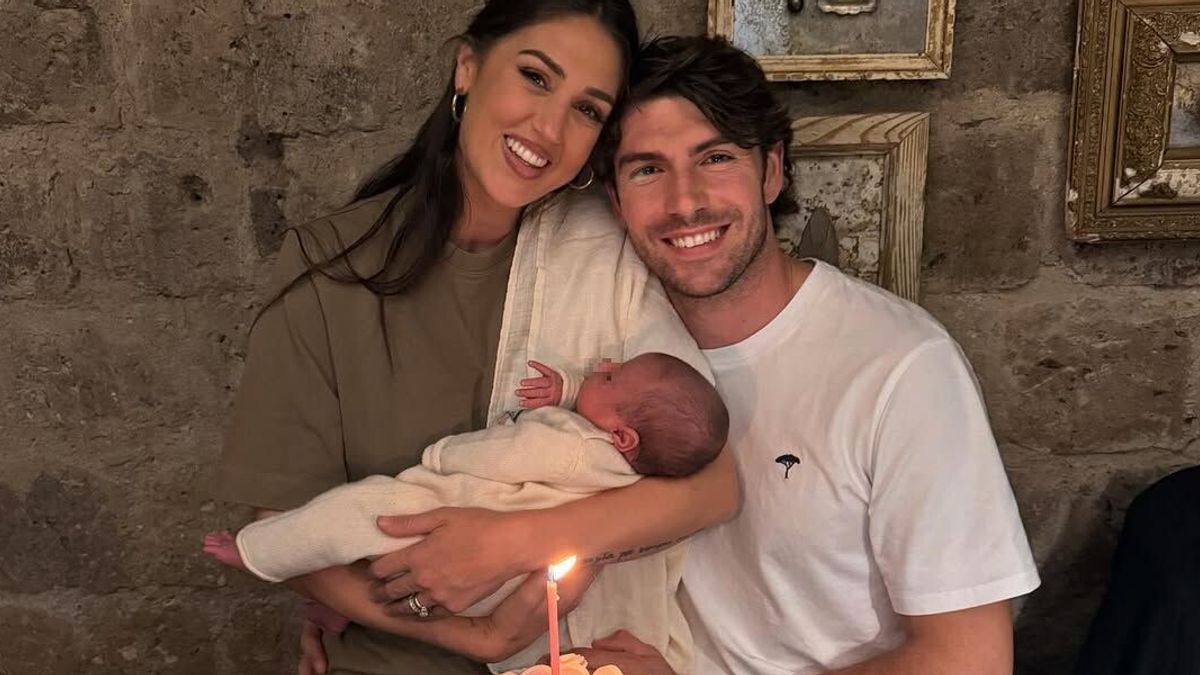 Cecilia Rodriguez ve Ignazio Moser, Clara Isabel'in ilk ayı için parti