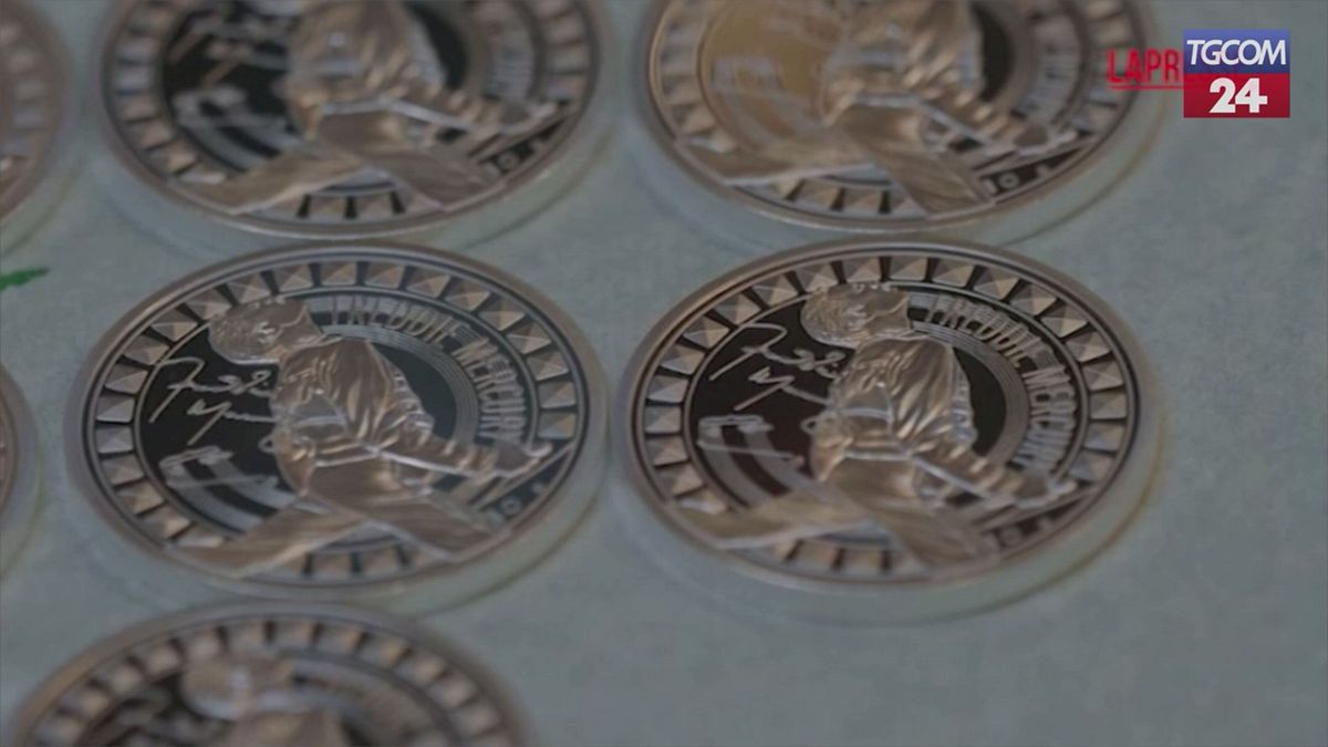 Regno Unito, una moneta celebra Freddie Mercury