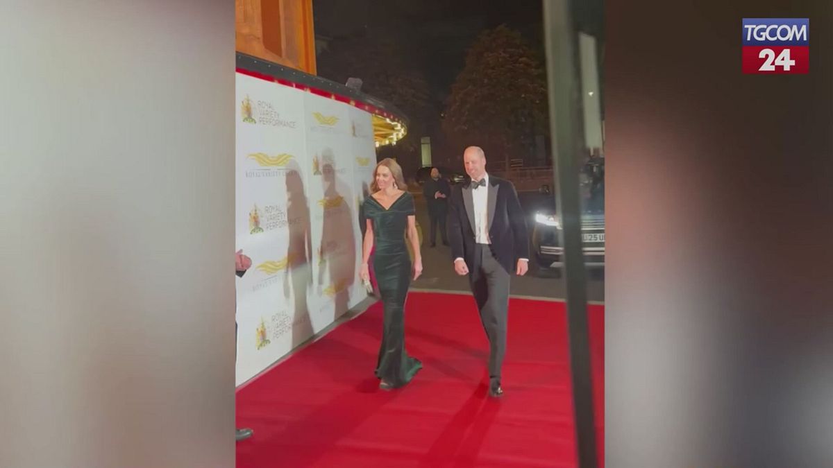 londra william e kate partecipano al royal variety performance