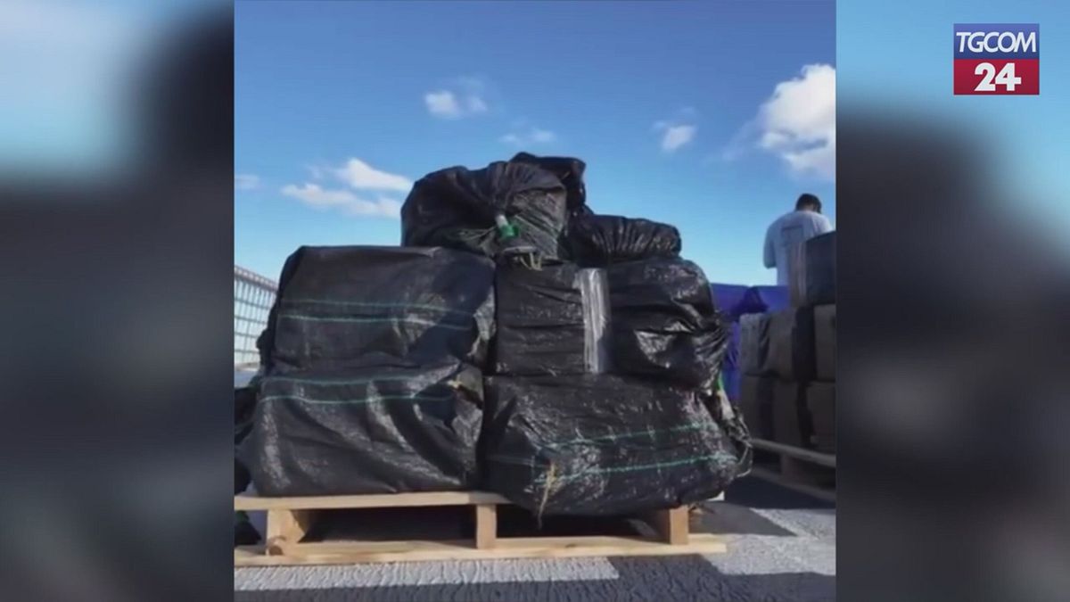 miami la guardia costiera sequestra droga per 362 milioni di dollari