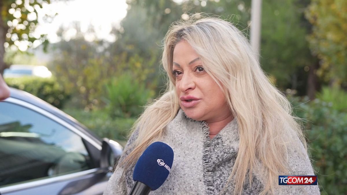 Tutto il paese di Palmoli con la famiglia nel bosco: "Cinquant