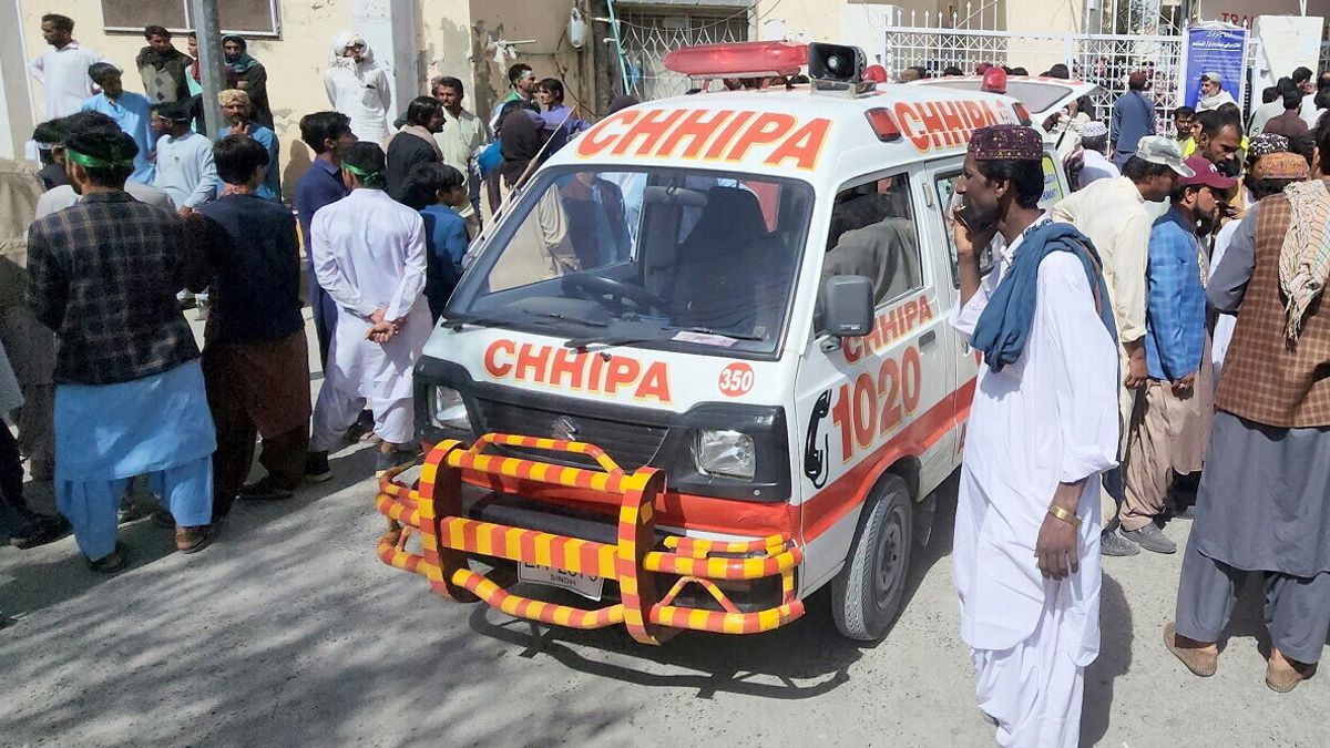 Pakistan, attacco suicida contro le forze di sicurezza: vittime