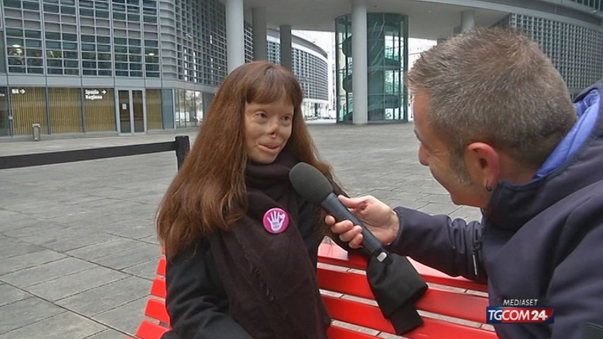 l ex senatore d anna scriver242 una lettera a valentina pitzalis aveva scritto la moglie a chi piace cruda e a chi cotta