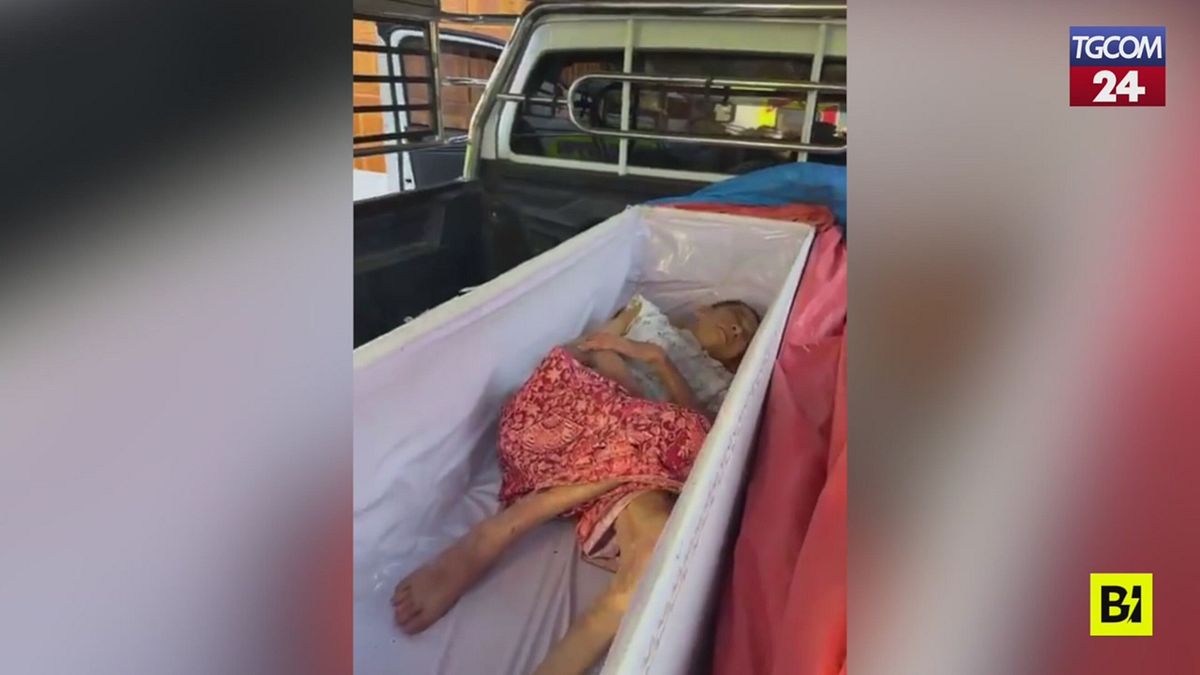 thailandia donna si sveglia nella bara poco prima di essere cremata