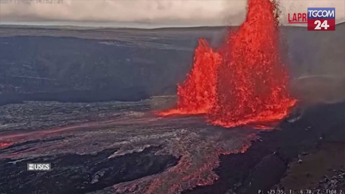 Hawaii, il Kilauea si riaccende: getti di lava impressionanti
