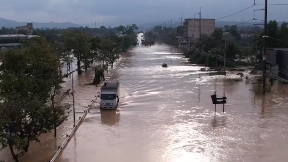 Piogge torrenziali in Thailandia, Hat Yai sommersa dall