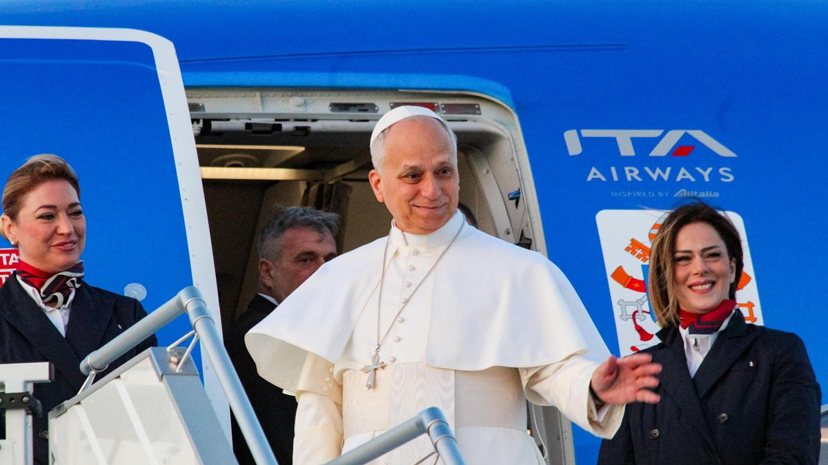 papa leone in turchia qui per un messaggio di pace